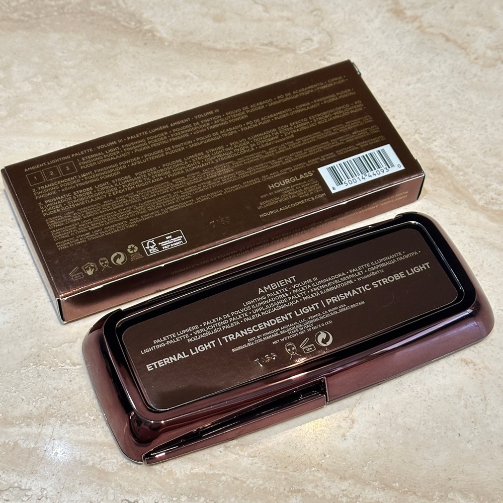 Hourglass Ambient Lighting Palette - Volume llI - Picture 7 of 8